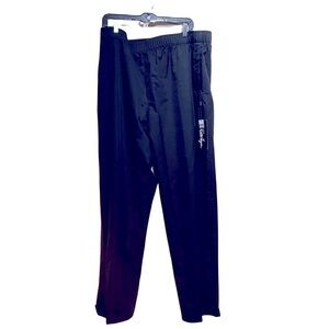 Walter Hagen Black Joggers Athletic Style Size XL Waterproof Pants Wide Leg NWT